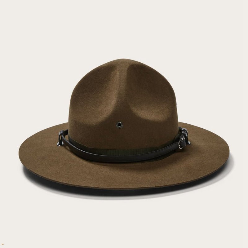 Stetson (Women's Hats) 1944 — Clipping